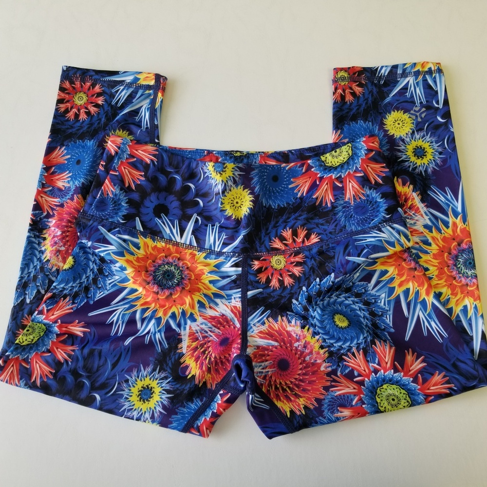 Just Live Floral Leggings Size Small F209